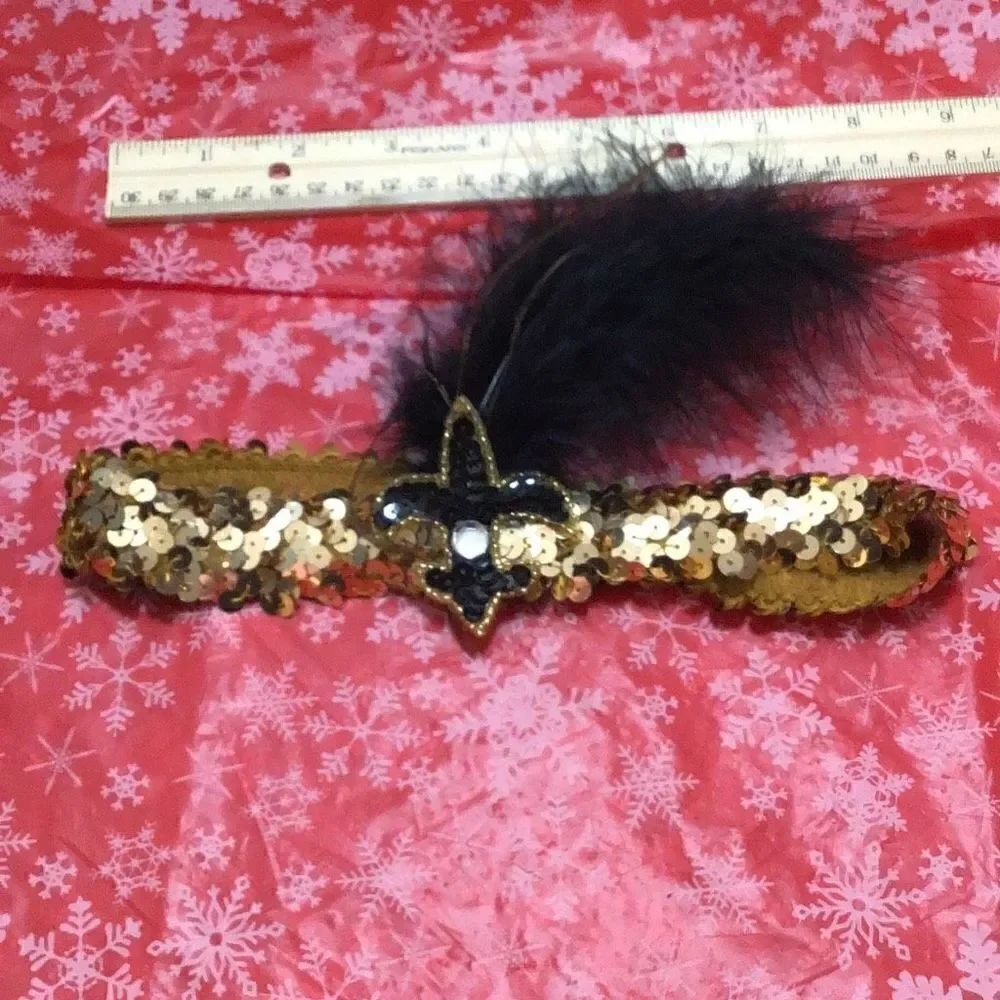 Vintage fleur-de-lis, sequin headband ￼
